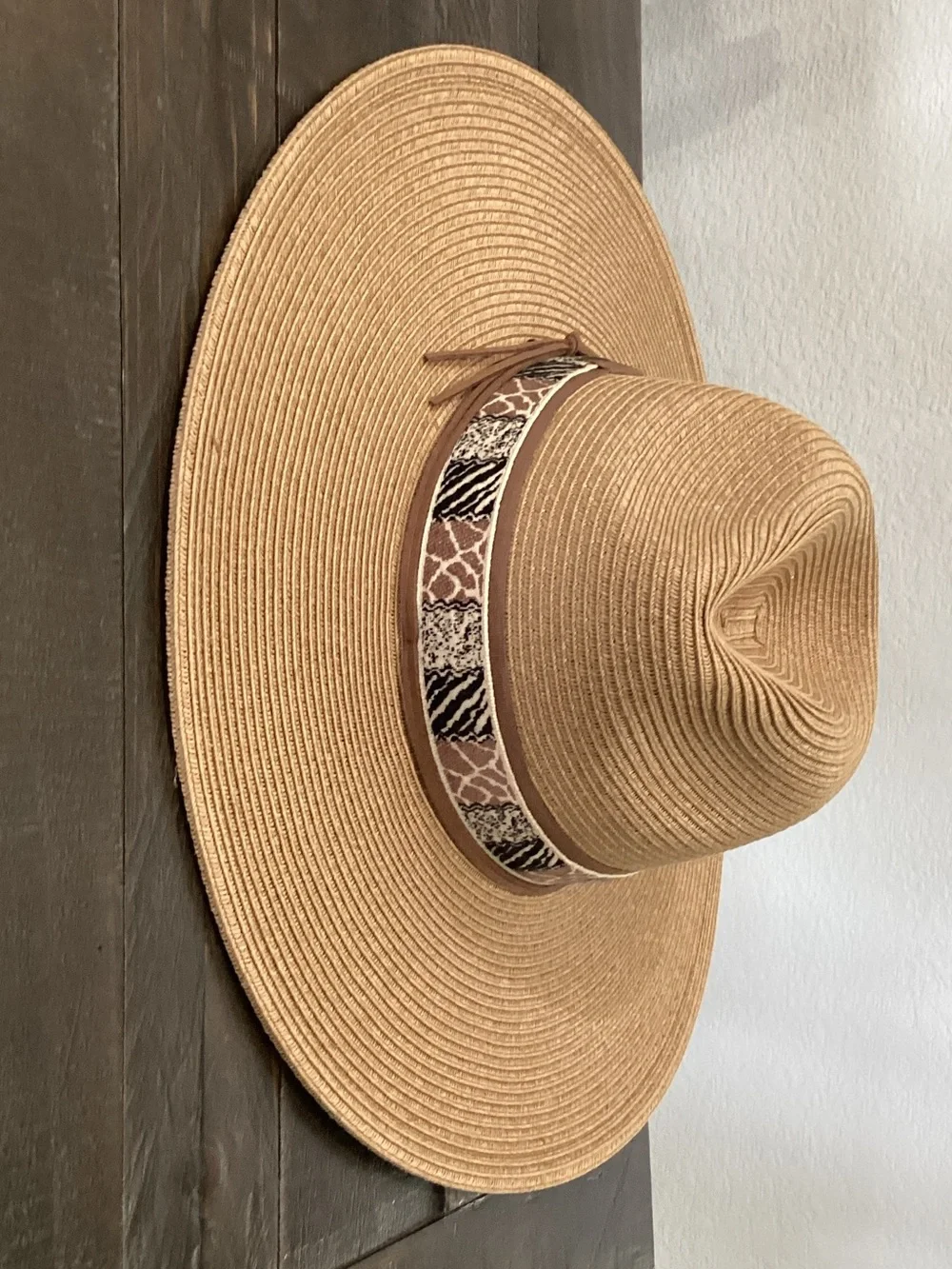 Wide Brim Straw Sun Hat with Brown Accent Band - Natural